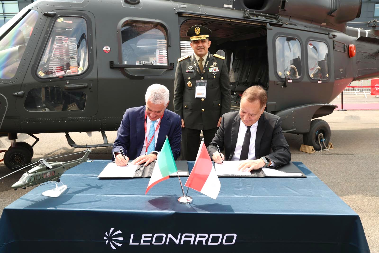 www.leonardo.com