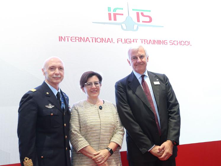 Lt. Gen. E. Vecciarelli, Min. E. Trenta and A. Profumo