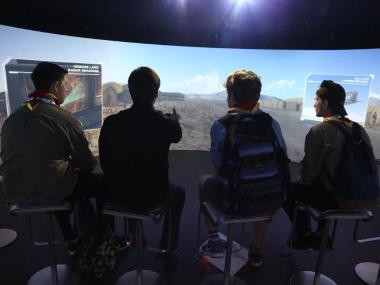 Futures Day – Students visiting Leonardo's stand