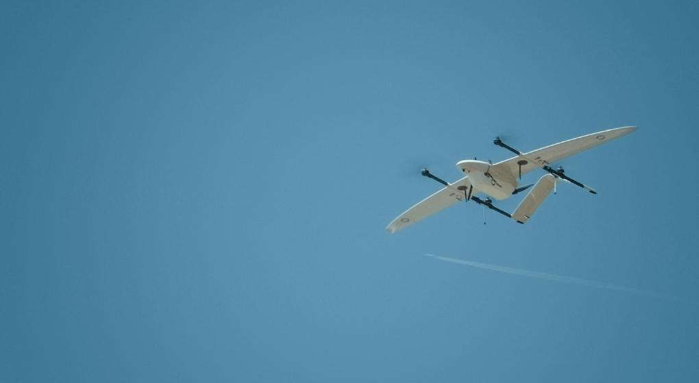 DRONE_FLYING_per_slider (2)