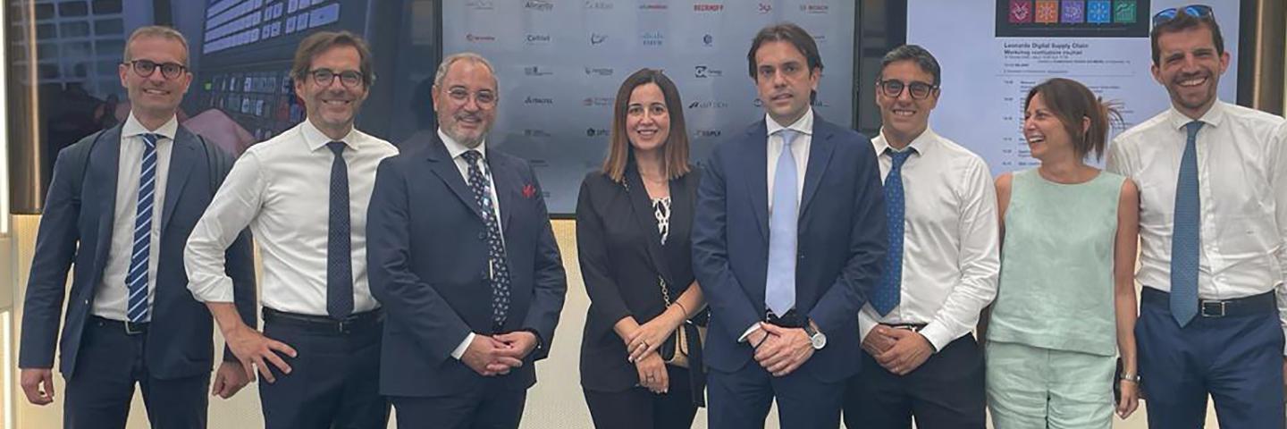 supply chain_hero_new