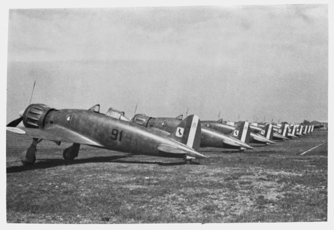 Macchi M.C.200 fighter aircaft