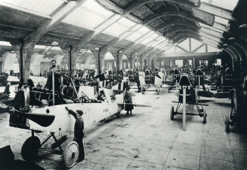 Aircraft Ansaldo S.V.A. assembly line, Stabilimenti Pomilio, Torino 1917