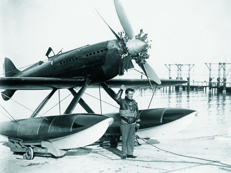 On 23 October 1934, in Desenzano del Garda,  Warrant Officer Francesco Agello raised the world speed record to 709.209 kmph, flying this Macchi MC.72