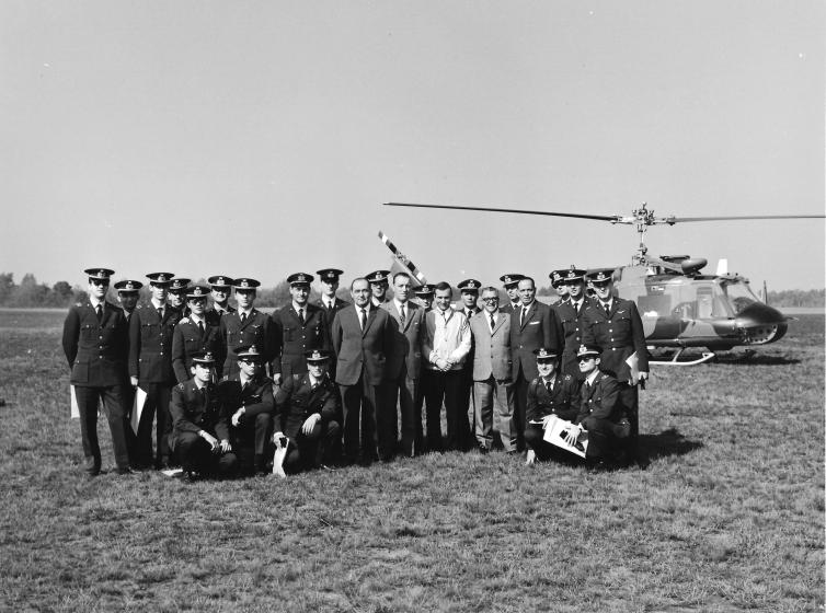 Visit by Military Academy students to the Agusta plant in 1967