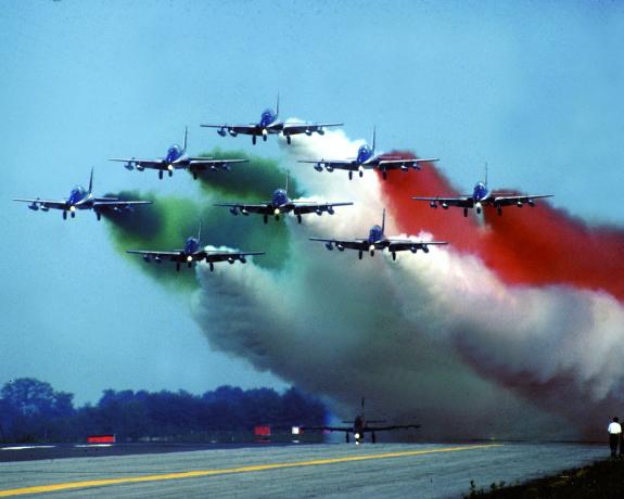 The MB-339PAN is the current aircraft used by the Frecce Tricolori National Aerobatic Team.
