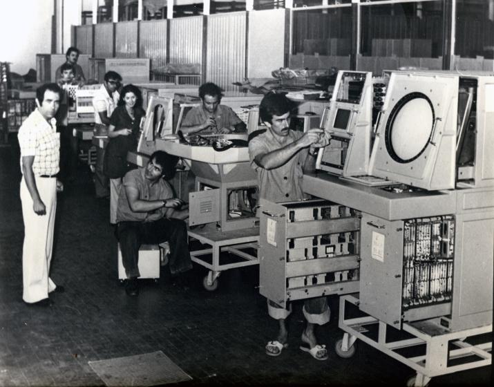 Console working group V. and H. IPN/10, 1979