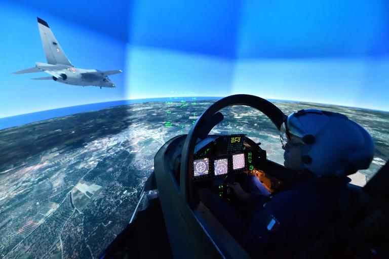 M-346 LVC_Full Mission  Simulator_01 copia